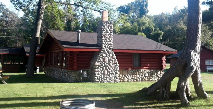 Foughts Resort (Lakewoods Resort) - Web Listing (newer photo)